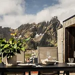Arkt Lofoten Signature *