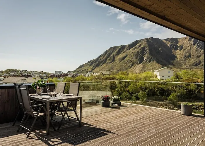 Arkt Lofoten Signature Vestvagoy